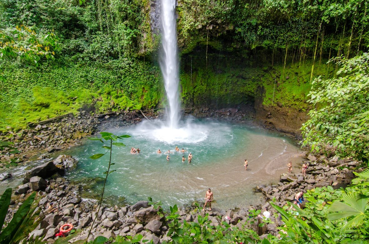 fortuna-waterfall-Costa Rica