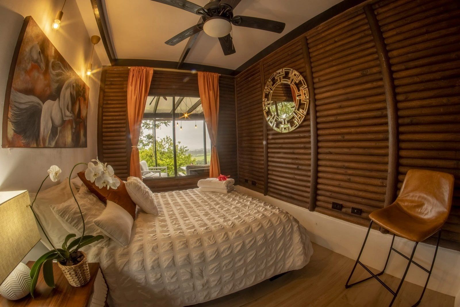 Arenal Kabata Luxury Home bedroom
