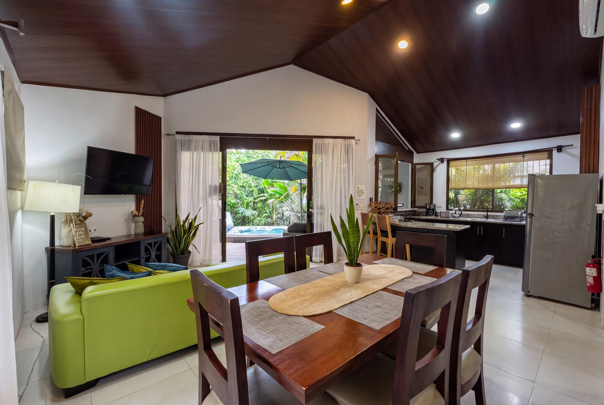 Heliconias Home living, dining and kitchen